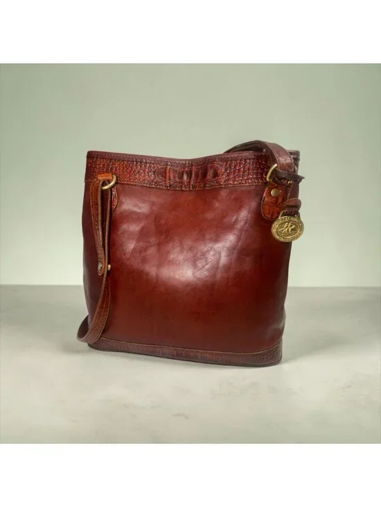 VTG Brahmin Tuscan Bucket Bag Chestnut Leather Croc Embossed Trim 90s USA Charm - Picture 2 of 12